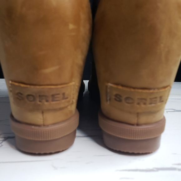 Sorel 'Lexie' Wedge Boot in Tan & Gray - size 6 Women's - Picture 6 of 13